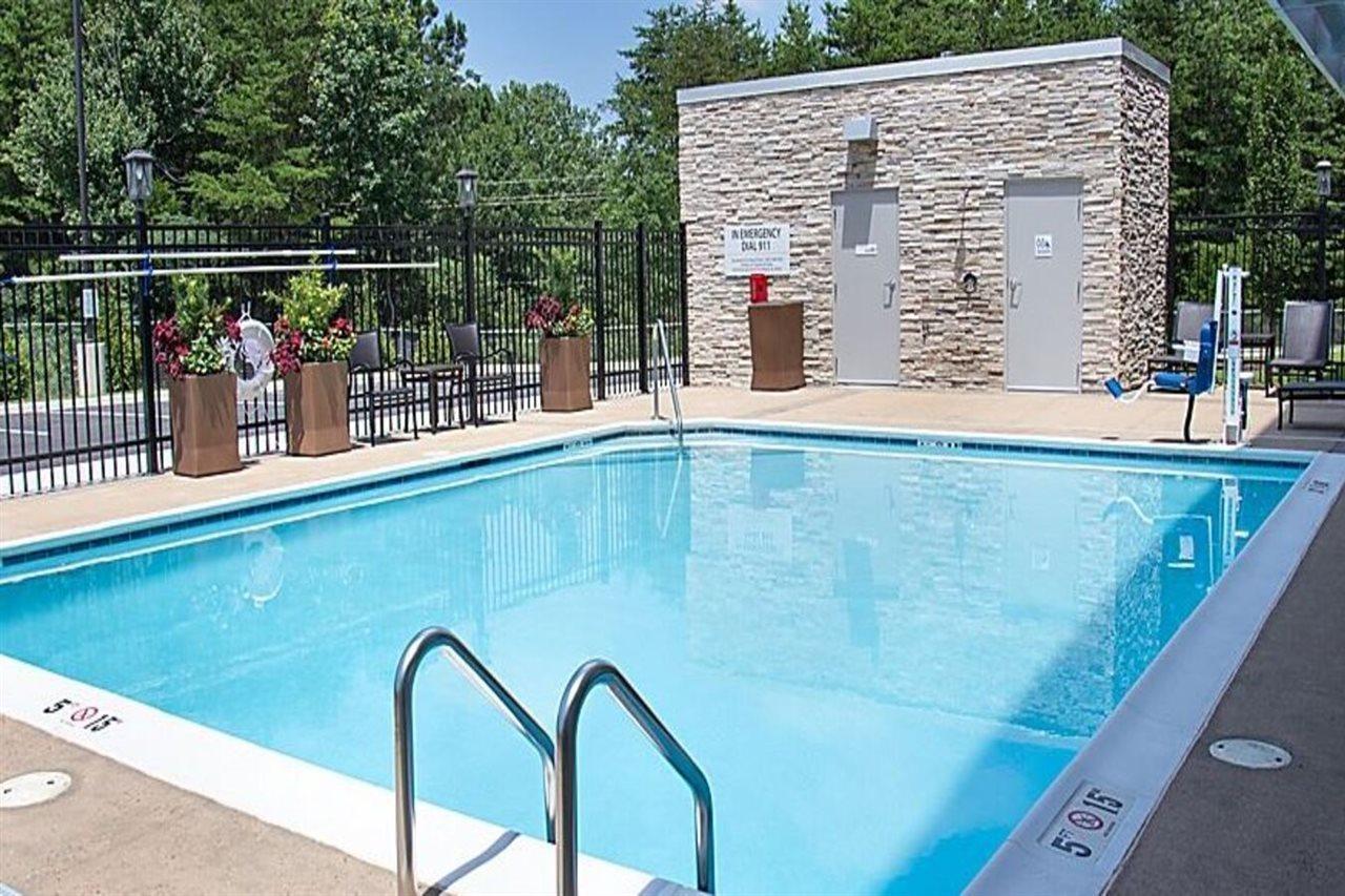 Holiday Inn Express & Suites Tuscaloosa East By Ihg Exterior photo