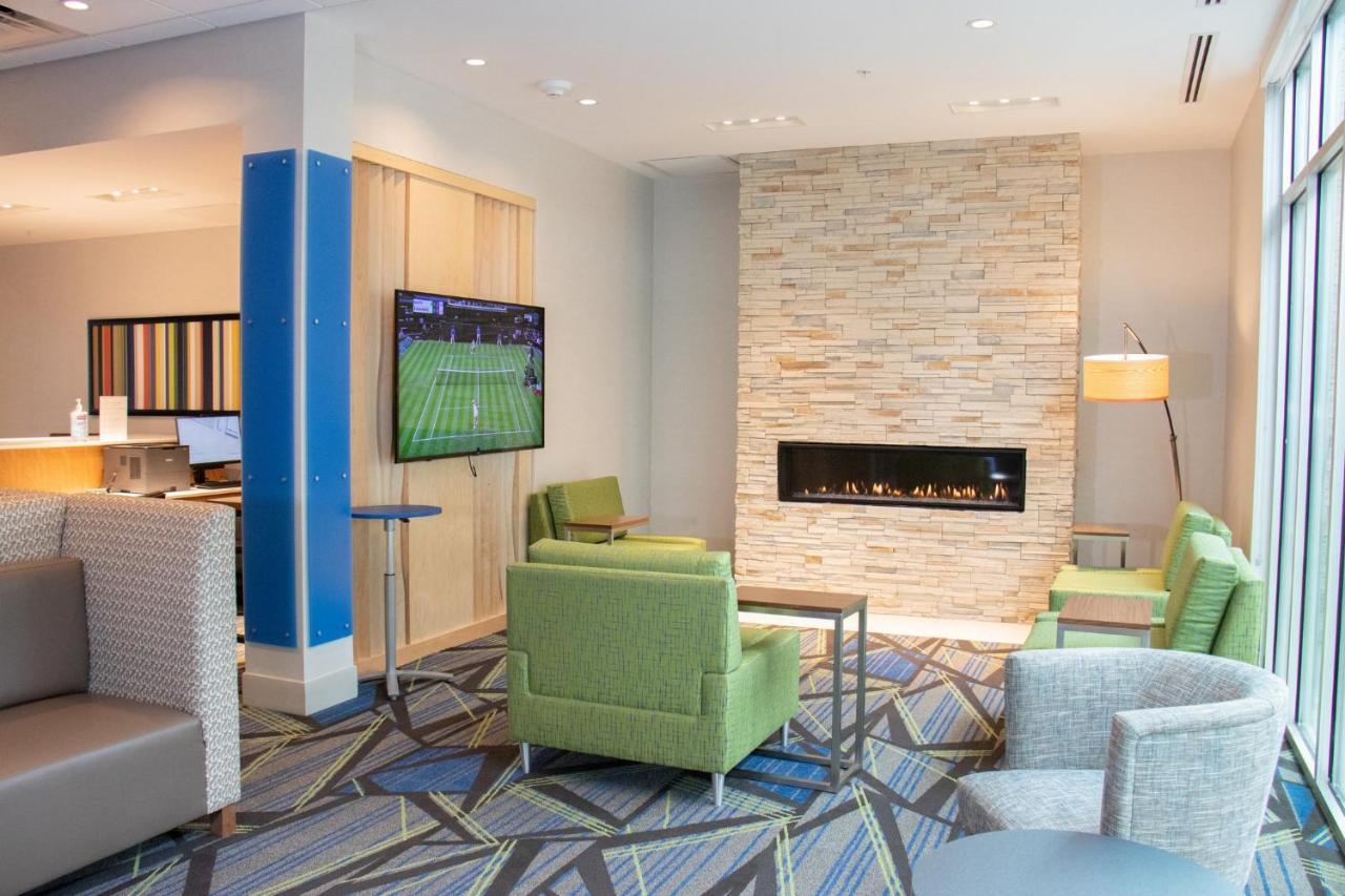Holiday Inn Express & Suites Tuscaloosa East By Ihg Exterior photo